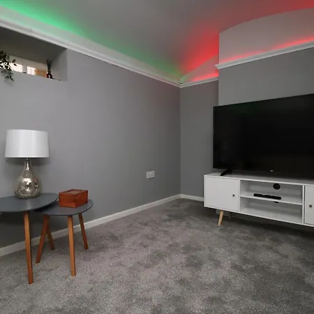 Canynge Square By Mgroupsa * Bristol